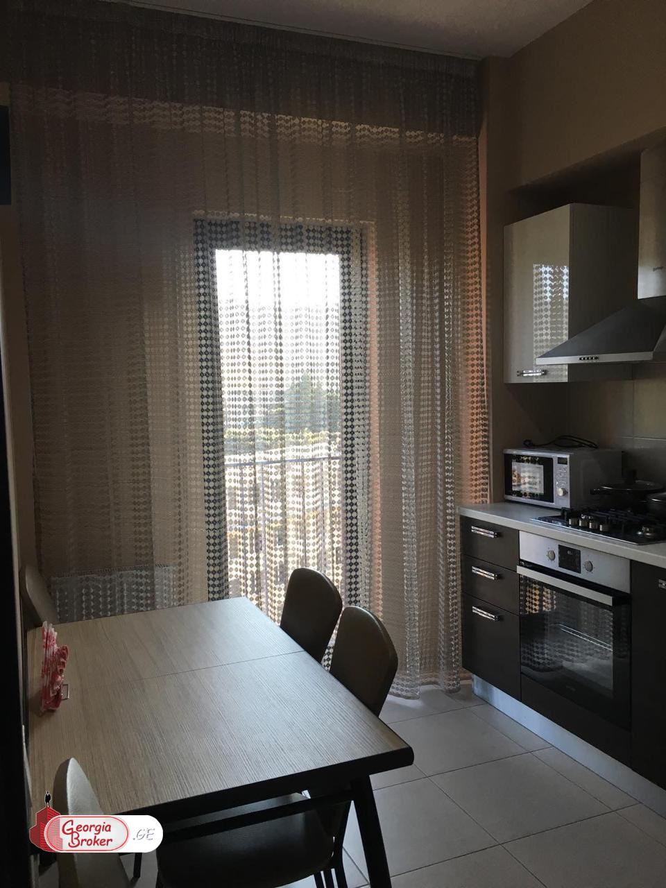 nearly repaired 3-room apartment for sale